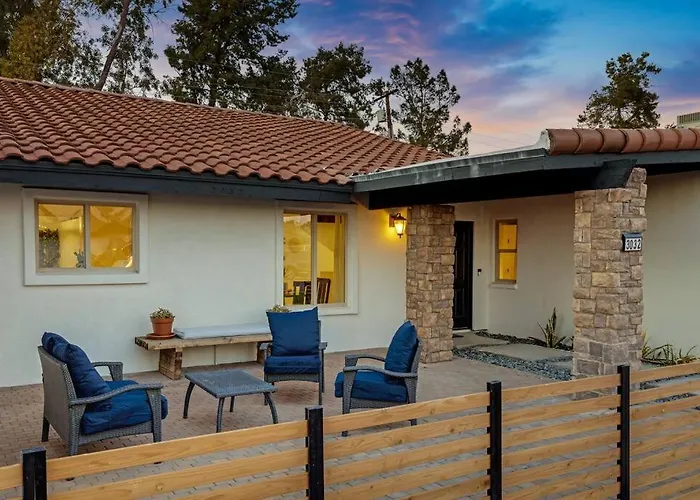 Holiday home Huge Golf Course Family Home-free Heated Pool-theater-gym Tempe
