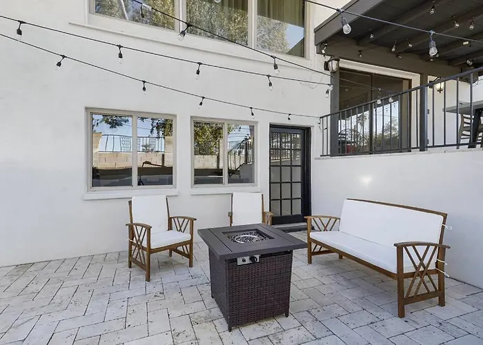 Huge Golf Course Family Home-free Heated Pool-theater-gym Holiday home