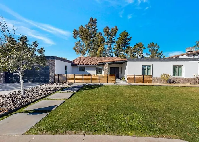Huge Golf Course Family Home-free Heated Pool-theater-gym Holiday home